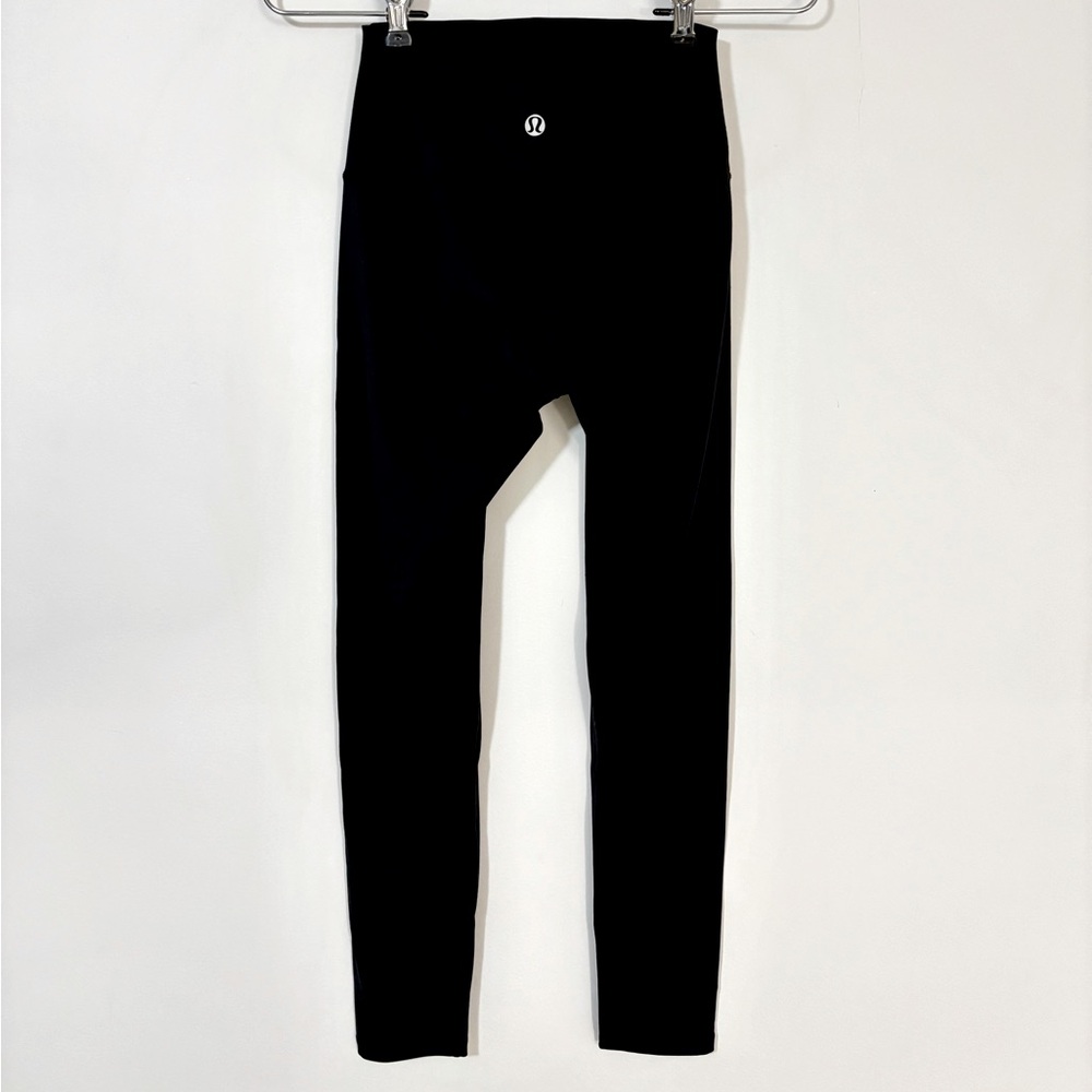 Black lululemon leggings